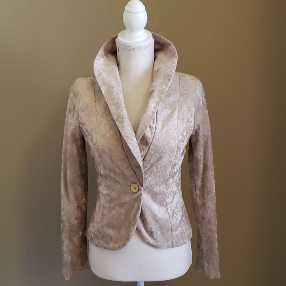 Elegant Tan Velvet Women's Blazer